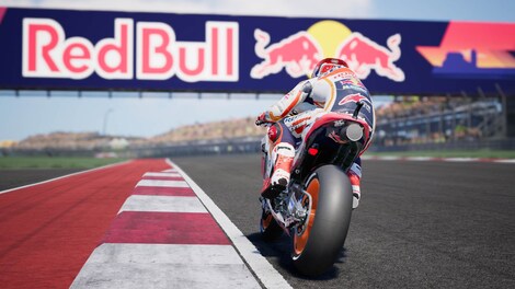 MotoGP 18 (PC) - Steam Key - CIS - 9
