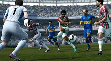 新品　PC版 PES2013 Pro Evolution Soccer EU NEW Pro Evolution Soccer PES 2013 (Nintendo 3DS) NTSC