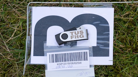 The USB Stick Found in the Grass (PC) - Steam Key - GLOBAL - 5