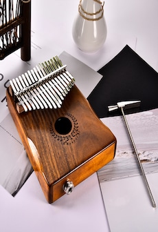 17 Keys EQ kalimba Acacia Thumb Piano Link Speaker Electric Pickup with Bag Cable
