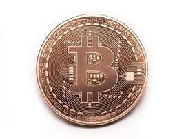 Bitcoin BTC in the bottle cap - collector's coin / Bitcoin BTC w kapslu - moneta kolekcjonerska