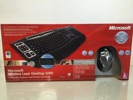 MICROSOFT Wireless Laser Desktop 5000 USB, Schweizer
