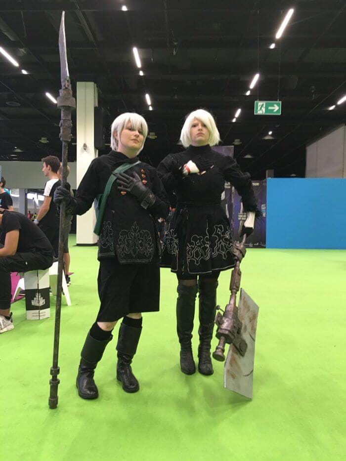 teamoogle nier automata cosplay at gamescom 2018