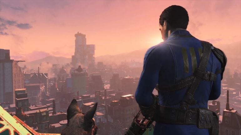 How do 'Fallout: New Vegas' and 'Fallout 4' compare to one another